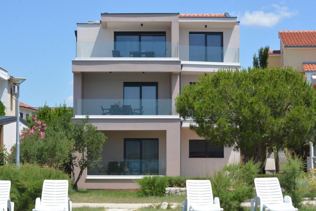 Sole Apartment Turanj Exterior foto