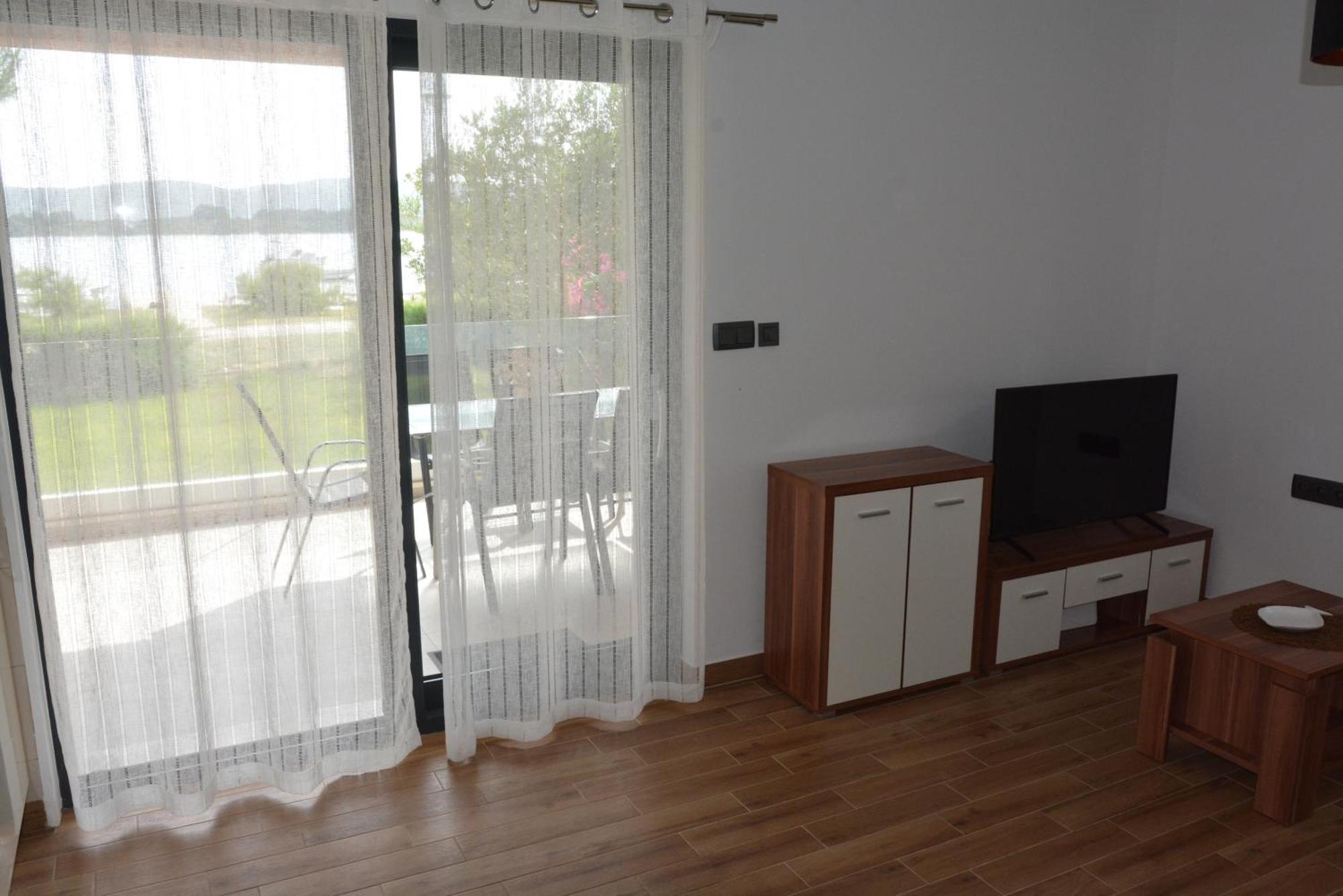 Sole Apartment Turanj Exterior foto